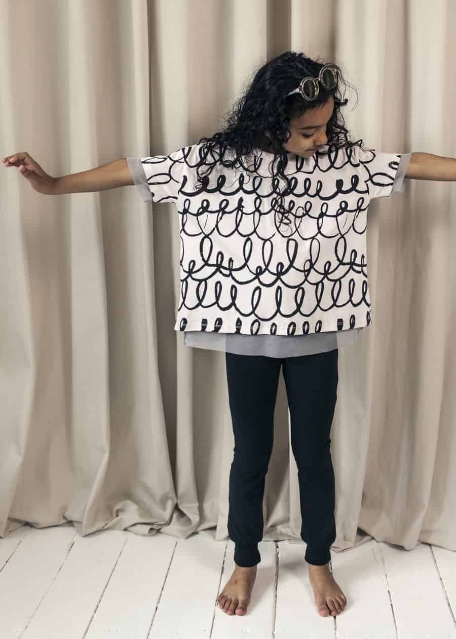 Oversized Top with Net - Loops